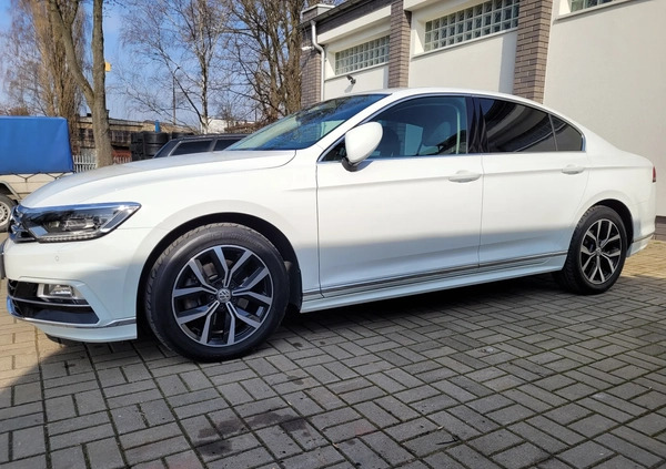 Volkswagen Passat cena 87500 przebieg: 75000, rok produkcji 2018 z Łódź małe 352